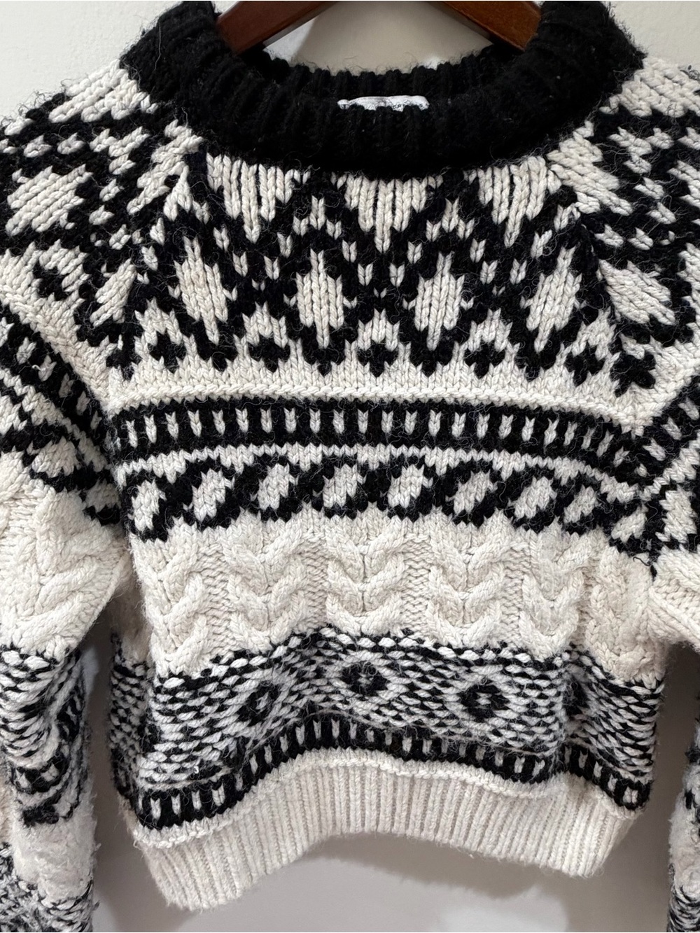 Zara Black & White Nordic Cable-Knit Crew Sweater